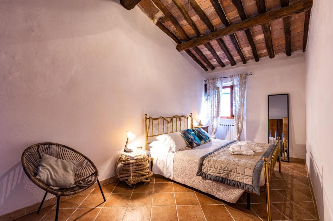 Agri Apartment La Terrazza La Ripadoro Кьянни Экстерьер фото